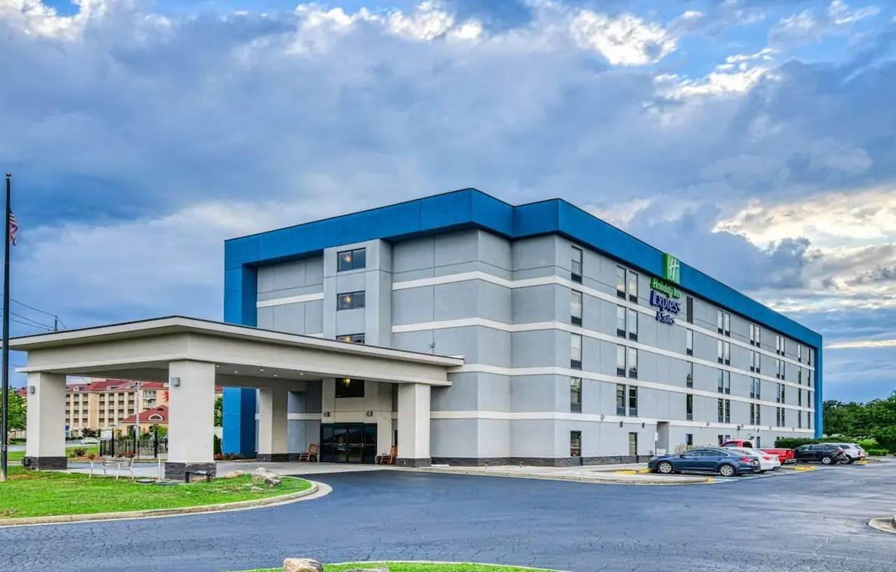 Holiday Inn Express Hotel & Suites Pigeon Forge By Ihg Exterior photo